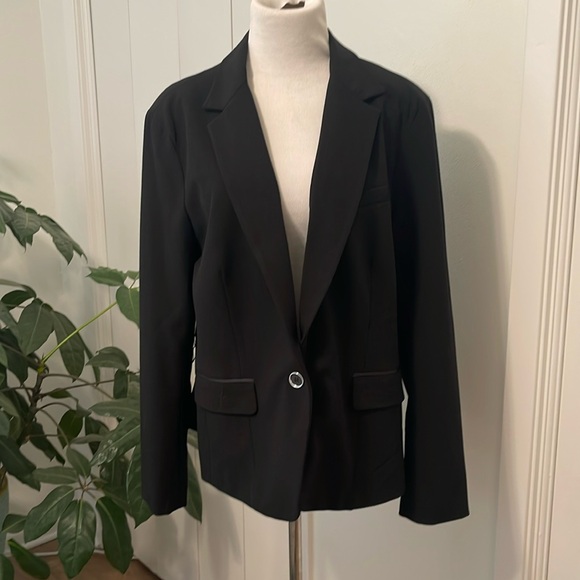 Women’s blazer- New wWth Tags! - Picture 1 of 3